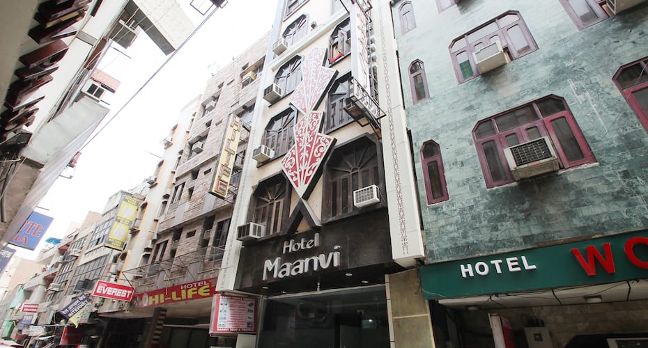 فندق مانفي, New Delhi 1